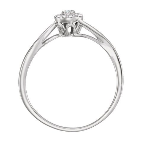 14k White Gold .07 CTW Diamond Ring, Size 7